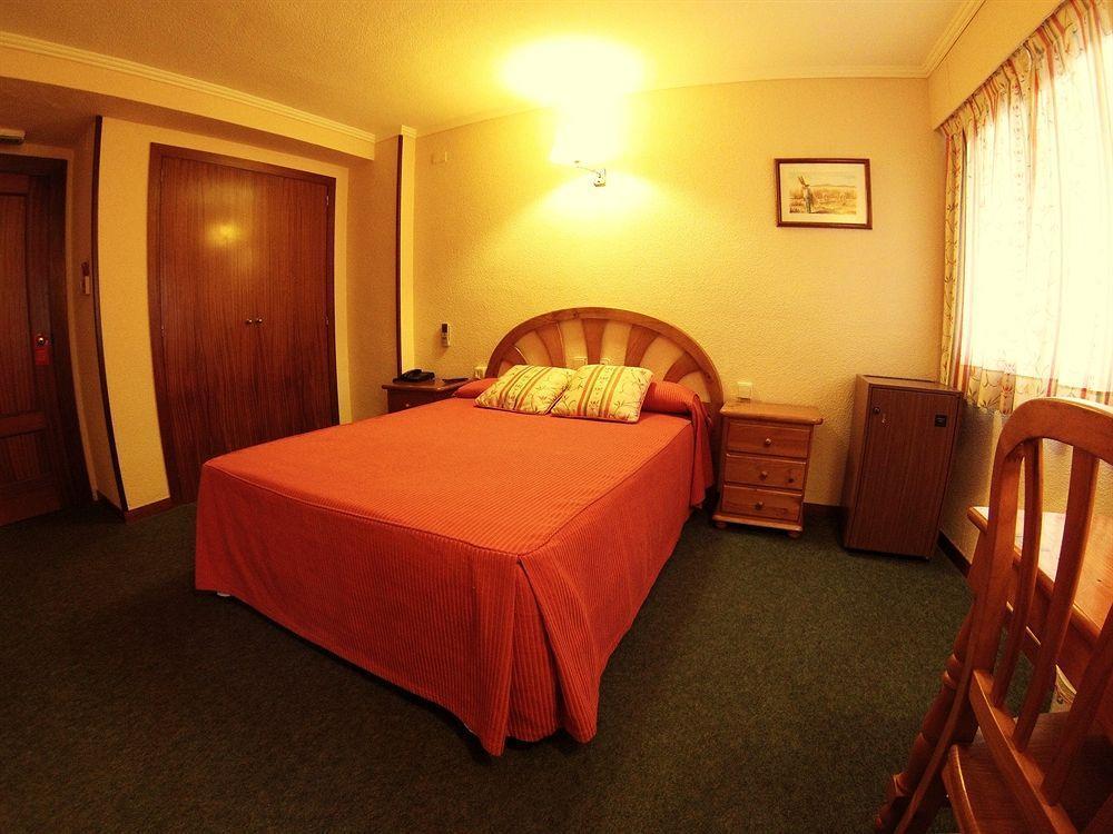 Hotel Avenida Plaza Альсира Экстерьер фото