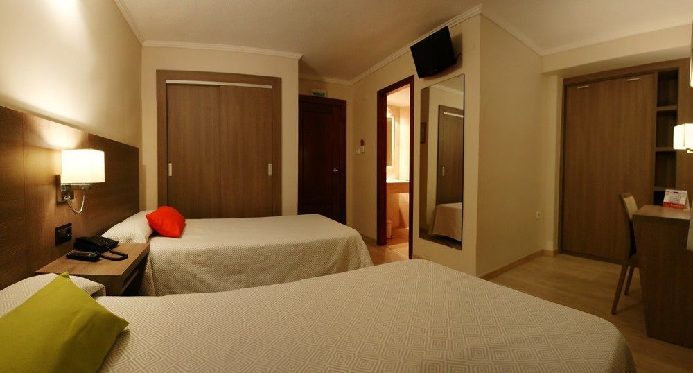 Hotel Avenida Plaza Альсира Экстерьер фото